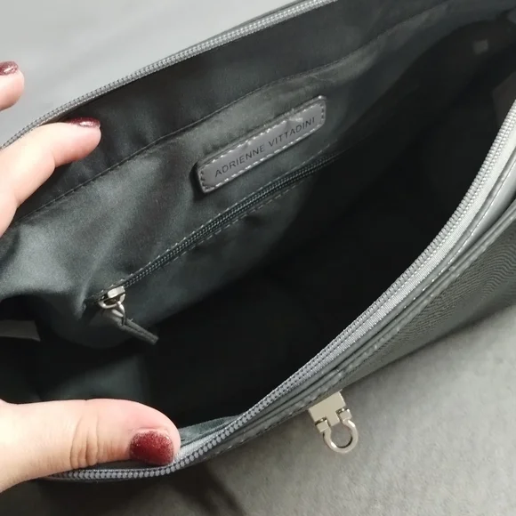 Color Block Pattern Purse - Picture 7 of 13